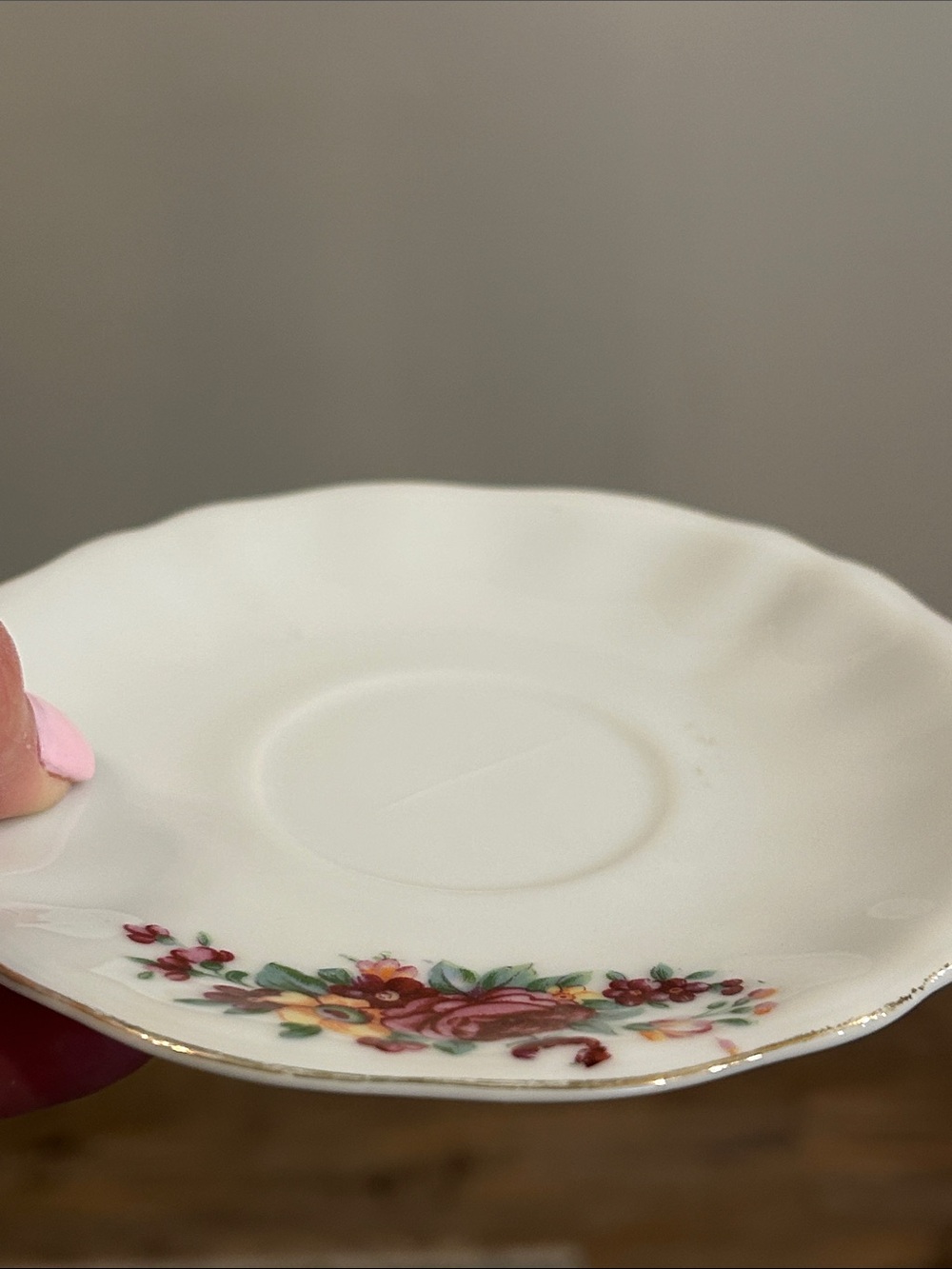 White Floral Porcelain Saucers - Set of 4 - Picture 5 of 5